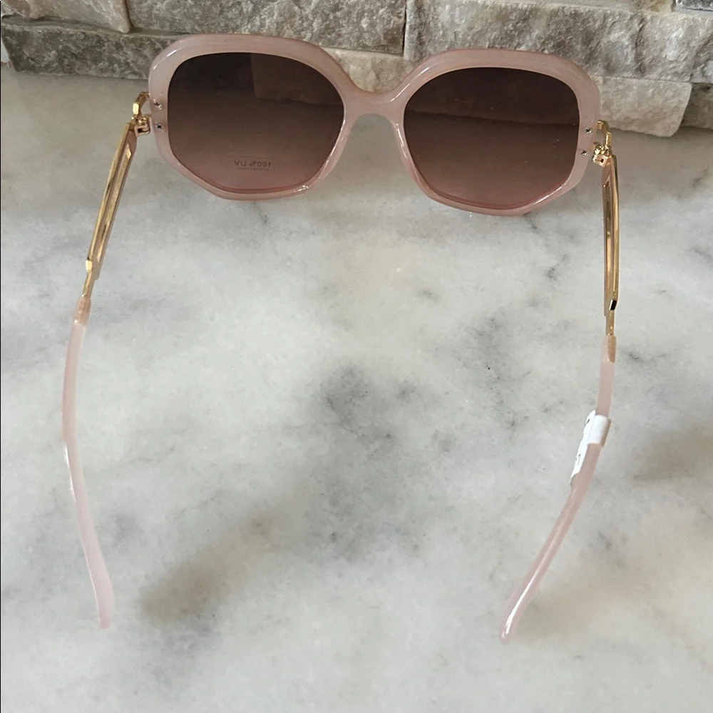 Octagon Sunglasses - Picture 4 of 7